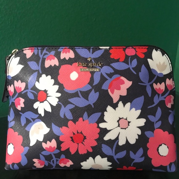 Kate Spade Cameron Street Floral Briley Set - Picture 2 of 15